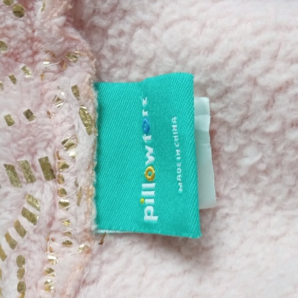 H#52 Pillow fort Mermaid Blanket - Picture 2 of 4